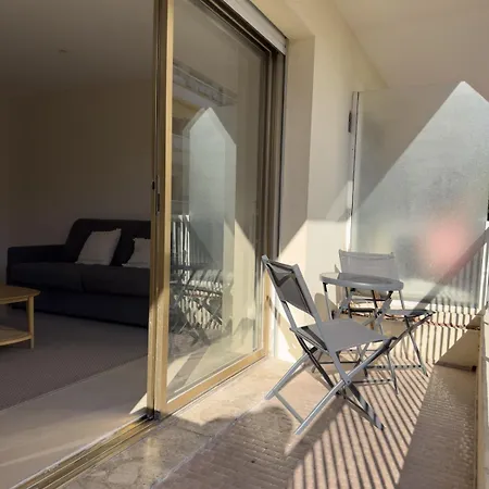4-star Close To Sea , Juan Les Pins Apartment Antibes