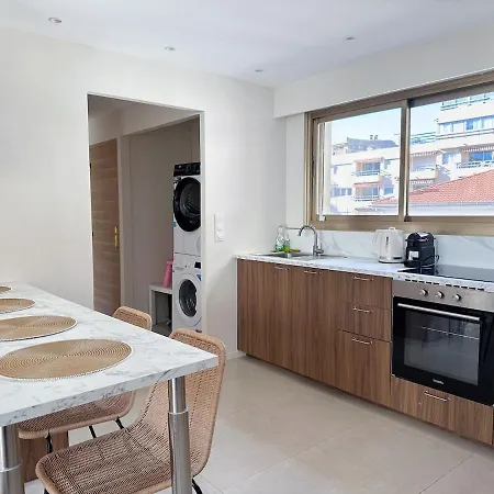 4-star Close To Sea , Juan Les Pins * Antibes