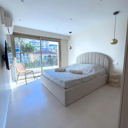 4-star Close To Sea , Juan Les Pins * Antibes