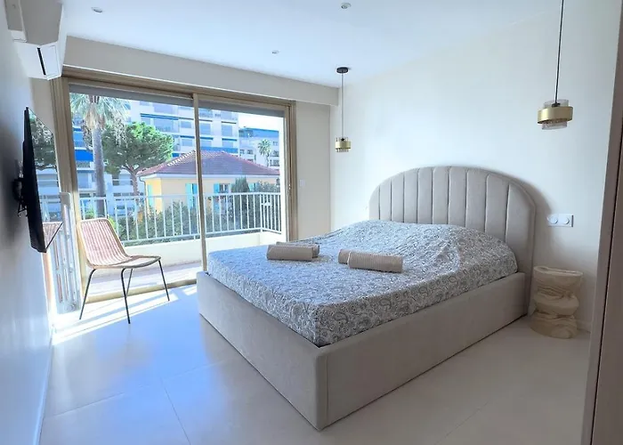 4-star Close To Sea , Juan Les Pins * Antibes